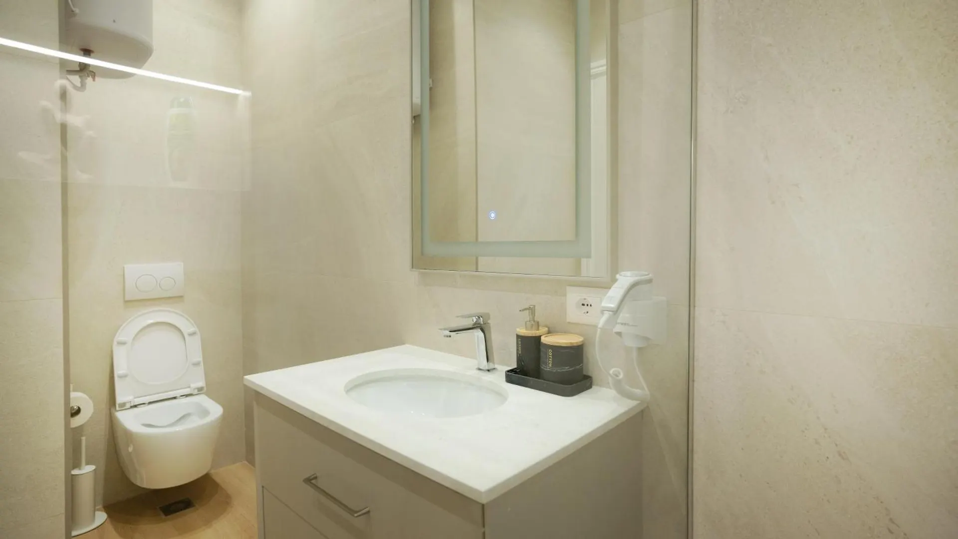 Cosmo Beach Apartment Deluxe Durres