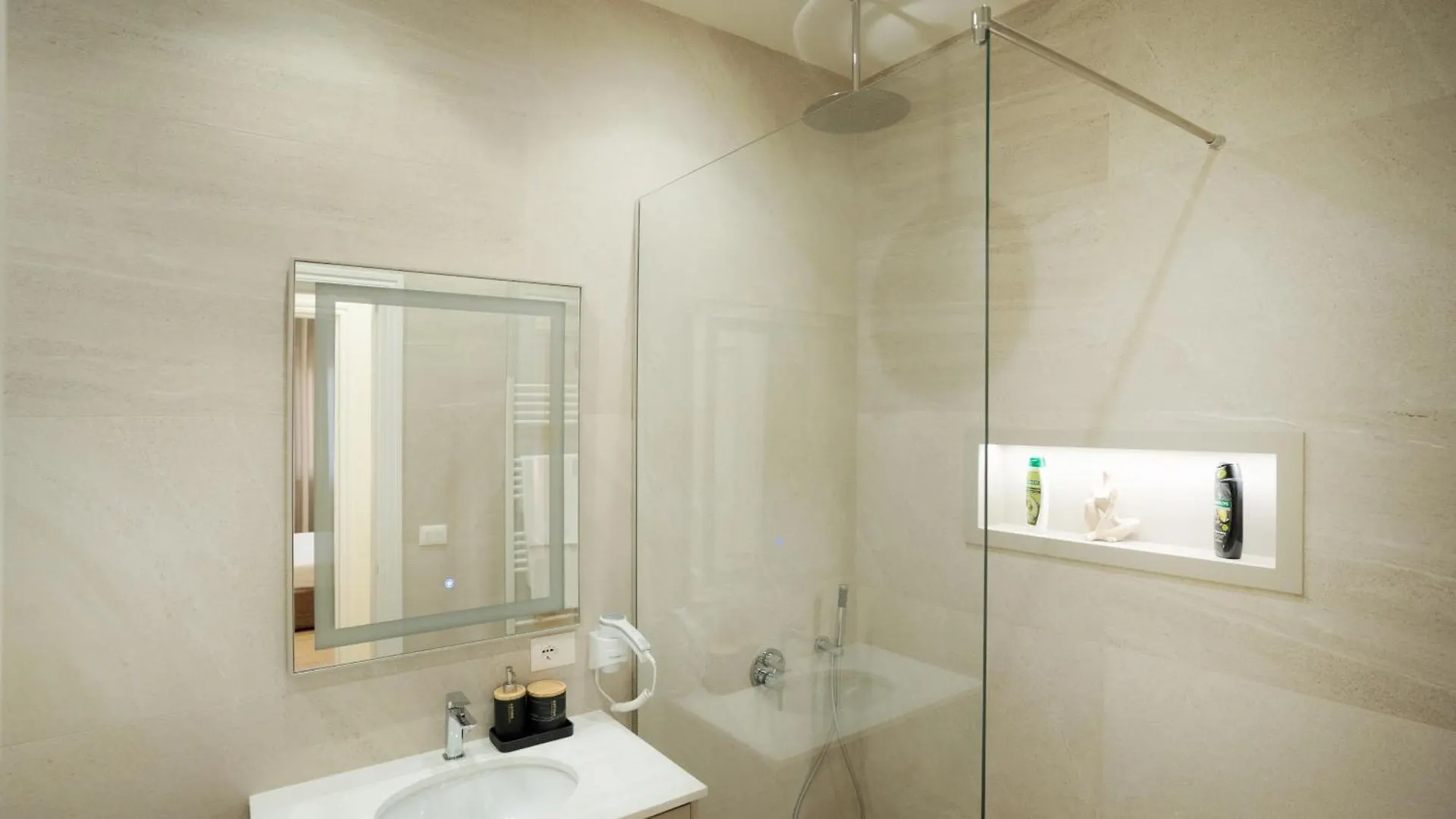 Cosmo Beach Apartment Deluxe Durres