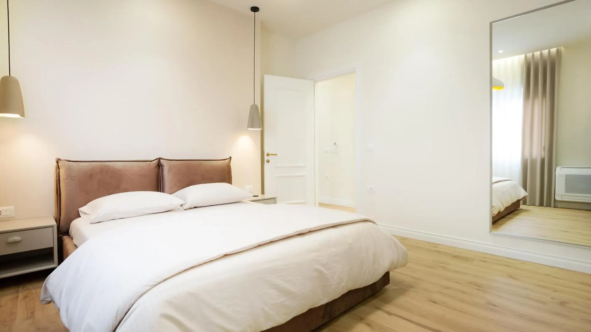 Cosmo Beach Apartment Deluxe Durres