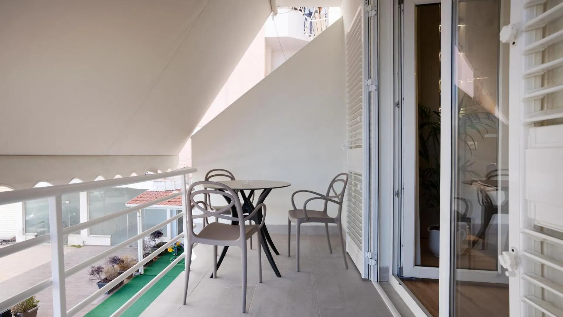 Cosmo Beach Apartment Deluxe Durres Albania